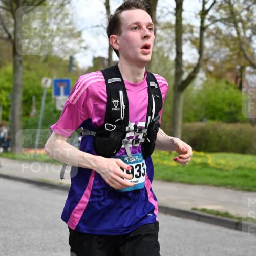 12.04.2026 - 45. Internationalen Wilhelmsburger Insellauf J. Mangold http://msf.ph/oto/9509090 12.04.2026 12:56:23 Ziel 5133, 5680, 4545, 5101, 4261, 4933, 5131, 5184, 5446, 4859, 5729, 5134, 3620, 4848, 5410, 4168, 4921, 4922, 4237, 5094, 4835, 5141, 5141, 5549, 5163, 5147, 3600, 2491, 3985, 4598, 3921, 5343 meine-sportfotos.de