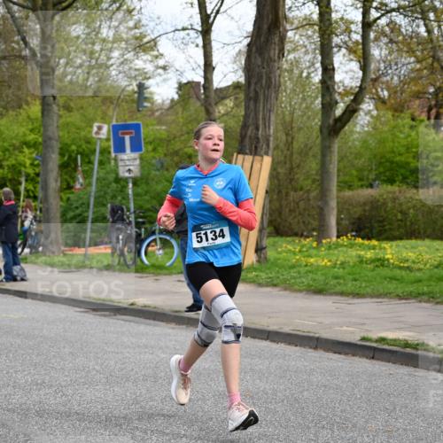 12.04.2026 - 45. Internationalen Wilhelmsburger Insellauf J. Mangold http://msf.ph/oto/9509105 12.04.2026 12:56:25 Ziel 5133, 5680, 4545, 5101, 4261, 4933, 5131, 5184, 5446, 4859, 5729, 5134, 3620, 4848, 5410, 4168, 4168, 4921, 4922, 4237, 5094, 4835, 5141, 5549, 5163, 5163, 5147, 3600, 2491, 3985, 4598, 3921, 5343 meine-sportfotos.de