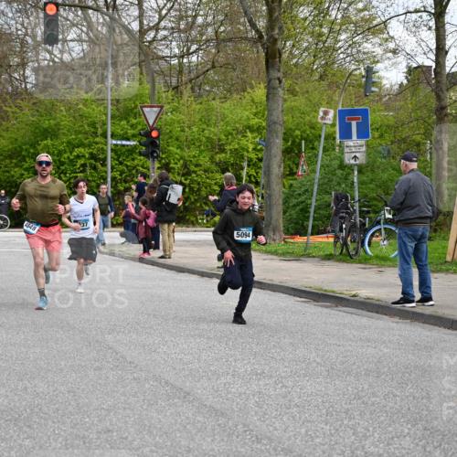 12.04.2026 - 45. Internationalen Wilhelmsburger Insellauf J. Mangold http://msf.ph/oto/9509117 12.04.2026 12:56:31 Ziel 5101, 4261, 4933, 5131, 5184, 5446, 4859, 5729, 5134, 3620, 4848, 5410, 4168, 4921, 4922, 4237, 5094, 4835, 5141, 5549, 5163, 5147, 3600, 2491, 3985, 4598, 3921, 5343, 3867, 5500, 5073, 5189, 3287, 4186, 4375 meine-sportfotos.de
