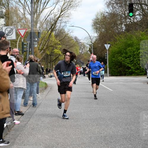 12.04.2026 - 45. Internationalen Wilhelmsburger Insellauf J. Mangold http://msf.ph/oto/9509182 12.04.2026 12:56:44 Ziel 5134, 3620, 4848, 5410, 4168, 4921, 4922, 4237, 5094, 4835, 5141, 5549, 5163, 5147, 3600, 2491, 3985, 4598, 3921, 5343, 3867, 5500, 5073, 5189, 3287, 4186, 4375, 3973, 4853, 4569, 2624, 5801, 4097, 5744 meine-sportfotos.de