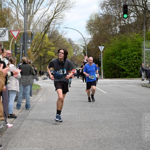 12.04.2026 - 45. Internationalen Wilhelmsburger Insellauf J. Mangold http://msf.ph/oto/9509184 12.04.2026 12:56:44 Ziel 5134, 3620, 4848, 5410, 4168, 4921, 4922, 4237, 5094, 4835, 5141, 5549, 5163, 5147, 3600, 2491, 3985, 4598, 3921, 5343, 3867, 5500, 5073, 5189, 3287, 4186, 4375, 3973, 4853, 4569, 2624, 5801, 4097, 5744 meine-sportfotos.de
