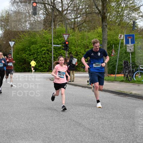 12.04.2026 - 45. Internationalen Wilhelmsburger Insellauf J. Mangold http://msf.ph/oto/9509216 12.04.2026 12:56:57 Ziel 5141, 5549, 5163, 5147, 3600, 2491, 3985, 4598, 3921, 5343, 3867, 5500, 5073, 5189, 3287, 4186, 4375, 3973, 4853, 4569, 2624, 5801, 4097, 5744, 4524, 4524, 4259, 5791, 5696, 4740, 4599, 5062, 4851, 5172, 4959, 5322 meine-sportfotos.de