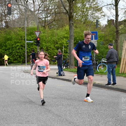 12.04.2026 - 45. Internationalen Wilhelmsburger Insellauf J. Mangold http://msf.ph/oto/9509220 12.04.2026 12:56:57 Ziel 5141, 5549, 5163, 5147, 3600, 2491, 3985, 4598, 3921, 5343, 3867, 5500, 5073, 5189, 3287, 4186, 4375, 3973, 4853, 4569, 2624, 5801, 4097, 5744, 4524, 4524, 4259, 5791, 5696, 4740, 4599, 5062, 4851, 5172, 4959, 5322 meine-sportfotos.de