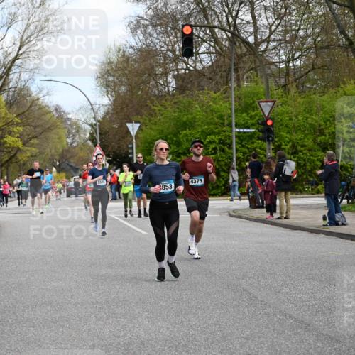 12.04.2026 - 45. Internationalen Wilhelmsburger Insellauf J. Mangold http://msf.ph/oto/9509225 12.04.2026 12:56:58 Ziel 5141, 5549, 5163, 5147, 3600, 2491, 3985, 4598, 3921, 5343, 3867, 5500, 5073, 5189, 3287, 4186, 4375, 3973, 3973, 4853, 4569, 2624, 5801, 4097, 5744, 4524, 4259, 4259, 5791, 5696, 4740, 4599, 5062, 4851, 5172, 4959, 5322 meine-sportfotos.de