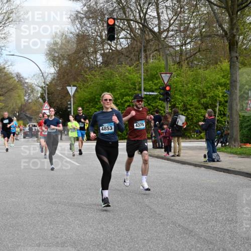 12.04.2026 - 45. Internationalen Wilhelmsburger Insellauf J. Mangold http://msf.ph/oto/9509230 12.04.2026 12:56:59 Ziel 5141, 5549, 5163, 5147, 3600, 2491, 3985, 4598, 3921, 5343, 3867, 5500, 5073, 5189, 3287, 4186, 4375, 3973, 4853, 4569, 2624, 5801, 4097, 5744, 4524, 4259, 5791, 5791, 5696, 4740, 4599, 5062, 4851, 5172, 4959, 5322, 5129, 3190 meine-sportfotos.de