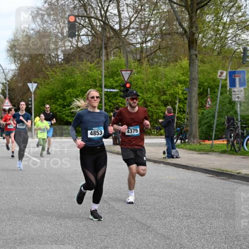 12.04.2026 - 45. Internationalen Wilhelmsburger Insellauf J. Mangold http://msf.ph/oto/9509232 12.04.2026 12:56:59 Ziel 5141, 5549, 5163, 5147, 3600, 2491, 3985, 4598, 3921, 5343, 3867, 5500, 5073, 5189, 3287, 4186, 4375, 3973, 4853, 4569, 2624, 5801, 4097, 5744, 4524, 4259, 5791, 5791, 5696, 4740, 4599, 5062, 4851, 5172, 4959, 5322, 5129, 3190 meine-sportfotos.de