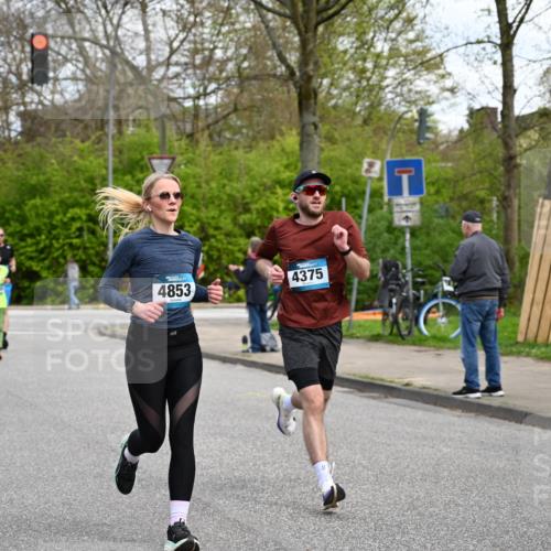 12.04.2026 - 45. Internationalen Wilhelmsburger Insellauf J. Mangold http://msf.ph/oto/9509239 12.04.2026 12:57:00 Ziel 5141, 5549, 5163, 5147, 3600, 2491, 3985, 4598, 3921, 5343, 3867, 5500, 5073, 5189, 3287, 4186, 4375, 3973, 4853, 4569, 2624, 5801, 4097, 5744, 4524, 4259, 5791, 5696, 5696, 4740, 4599, 5062, 4851, 5172, 4959, 5322, 5129, 3190 meine-sportfotos.de