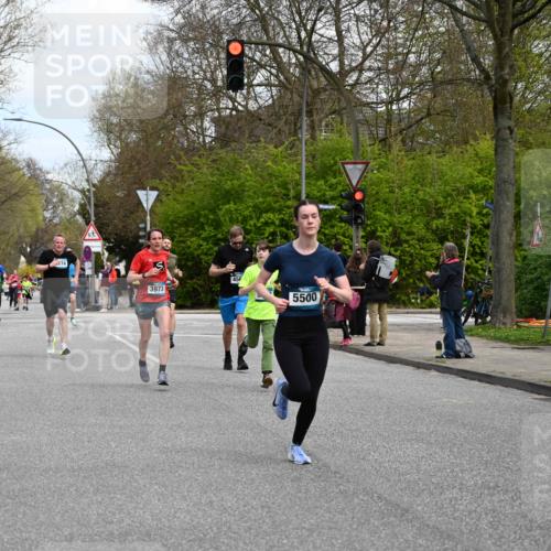 12.04.2026 - 45. Internationalen Wilhelmsburger Insellauf J. Mangold http://msf.ph/oto/9509241 12.04.2026 12:57:01 Ziel 5549, 5163, 5147, 3600, 2491, 3985, 4598, 3921, 5343, 3867, 5500, 5073, 5189, 3287, 4186, 4375, 3973, 4853, 4853, 4569, 2624, 5801, 4097, 5744, 4524, 4259, 5791, 5696, 4740, 4740, 4599, 5062, 4851, 5172, 4959, 5322, 5129, 3190 meine-sportfotos.de
