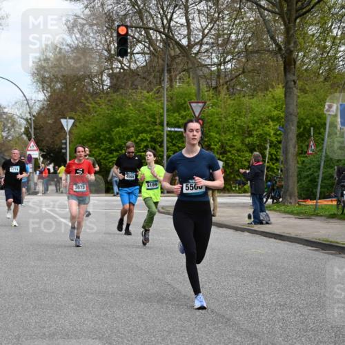 12.04.2026 - 45. Internationalen Wilhelmsburger Insellauf J. Mangold http://msf.ph/oto/9509244 12.04.2026 12:57:02 Ziel 5163, 5147, 3600, 2491, 3985, 4598, 3921, 5343, 3867, 5500, 5073, 5189, 3287, 4186, 4375, 3973, 4853, 4569, 4569, 2624, 5801, 4097, 5744, 4524, 4259, 5791, 5696, 4740, 4599, 5062, 4851, 5172, 4959, 5322, 5129, 3190, 5736, 3189 meine-sportfotos.de