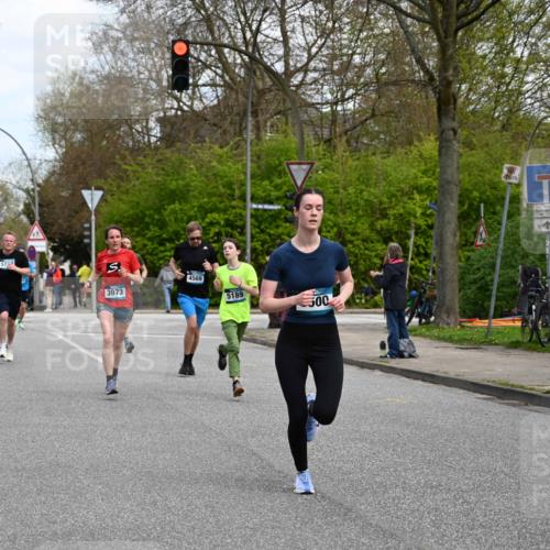 12.04.2026 - 45. Internationalen Wilhelmsburger Insellauf J. Mangold http://msf.ph/oto/9509245 12.04.2026 12:57:02 Ziel 5163, 5147, 3600, 2491, 3985, 4598, 3921, 5343, 3867, 5500, 5073, 5189, 3287, 4186, 4375, 3973, 4853, 4569, 4569, 2624, 5801, 4097, 5744, 4524, 4259, 5791, 5696, 4740, 4599, 5062, 4851, 5172, 4959, 5322, 5129, 3190, 5736, 3189 meine-sportfotos.de
