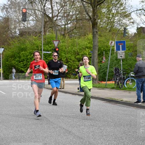 12.04.2026 - 45. Internationalen Wilhelmsburger Insellauf J. Mangold http://msf.ph/oto/9509256 12.04.2026 12:57:03 Ziel 5147, 3600, 2491, 3985, 4598, 3921, 5343, 3867, 5500, 5073, 5189, 3287, 4186, 4375, 3973, 4853, 4569, 2624, 2624, 5801, 4097, 5744, 4524, 4259, 5791, 5696, 4740, 4599, 4599, 5062, 4851, 5172, 4959, 5322, 5129, 3190, 5736, 3189, 5847 meine-sportfotos.de