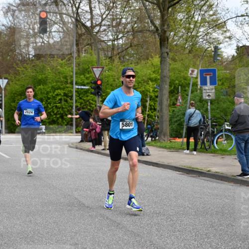 12.04.2026 - 45. Internationalen Wilhelmsburger Insellauf J. Mangold http://msf.ph/oto/9509300 12.04.2026 12:57:09 Ziel 3985, 4598, 3921, 5343, 3867, 5500, 5073, 5189, 3287, 4186, 4375, 3973, 4853, 4569, 2624, 5801, 4097, 5744, 4524, 4524, 4259, 5791, 5696, 4740, 4599, 5062, 4851, 5172, 4959, 5322, 5129, 3190, 5736, 3189, 5847, 3439, 5232, 5277, 3863, 4887 meine-sportfotos.de
