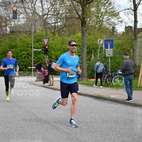 12.04.2026 - 45. Internationalen Wilhelmsburger Insellauf J. Mangold http://msf.ph/oto/9509302 12.04.2026 12:57:09 Ziel 3985, 4598, 3921, 5343, 3867, 5500, 5073, 5189, 3287, 4186, 4375, 3973, 4853, 4569, 2624, 5801, 4097, 5744, 4524, 4524, 4259, 5791, 5696, 4740, 4599, 5062, 4851, 5172, 4959, 5322, 5129, 3190, 5736, 3189, 5847, 3439, 5232, 5277, 3863, 4887 meine-sportfotos.de