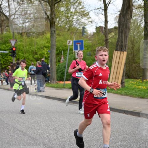 12.04.2026 - 45. Internationalen Wilhelmsburger Insellauf J. Mangold http://msf.ph/oto/9509372 12.04.2026 12:57:22 Ziel 3973, 4853, 4569, 2624, 5801, 4097, 5744, 4524, 4259, 5791, 5696, 4740, 4599, 5062, 4851, 5172, 4959, 5322, 5129, 3190, 5736, 3189, 5847, 3439, 5232, 5277, 3863, 4887, 4938, 3213, 2447, 5211, 4968, 2707, 5169 meine-sportfotos.de