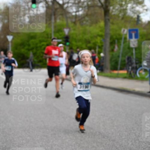 12.04.2026 - 45. Internationalen Wilhelmsburger Insellauf J. Mangold http://msf.ph/oto/9509416 12.04.2026 12:57:27 Ziel 4569, 2624, 5801, 4097, 5744, 4524, 4259, 5791, 5696, 4740, 4599, 5062, 4851, 5172, 4959, 5322, 5129, 3190, 5736, 3189, 5847, 5847, 3439, 5232, 5277, 3863, 4887, 4938, 3213, 2447, 5211, 4968, 2707, 5169, 5214 meine-sportfotos.de
