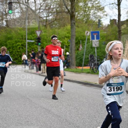12.04.2026 - 45. Internationalen Wilhelmsburger Insellauf J. Mangold http://msf.ph/oto/9509422 12.04.2026 12:57:27 Ziel 4569, 2624, 5801, 4097, 5744, 4524, 4259, 5791, 5696, 4740, 4599, 5062, 4851, 5172, 4959, 5322, 5129, 3190, 5736, 3189, 5847, 5847, 3439, 5232, 5277, 3863, 4887, 4938, 3213, 2447, 5211, 4968, 2707, 5169, 5214 meine-sportfotos.de
