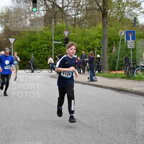 12.04.2026 - 45. Internationalen Wilhelmsburger Insellauf J. Mangold http://msf.ph/oto/9509430 12.04.2026 12:57:29 Ziel 5801, 4097, 5744, 4524, 4259, 5791, 5696, 4740, 4599, 5062, 4851, 5172, 4959, 5322, 5129, 3190, 5736, 3189, 5847, 3439, 5232, 5277, 5232, 5277, 3863, 4887, 4938, 3213, 2447, 5211, 4968, 2707, 5169, 5214, 4955 meine-sportfotos.de