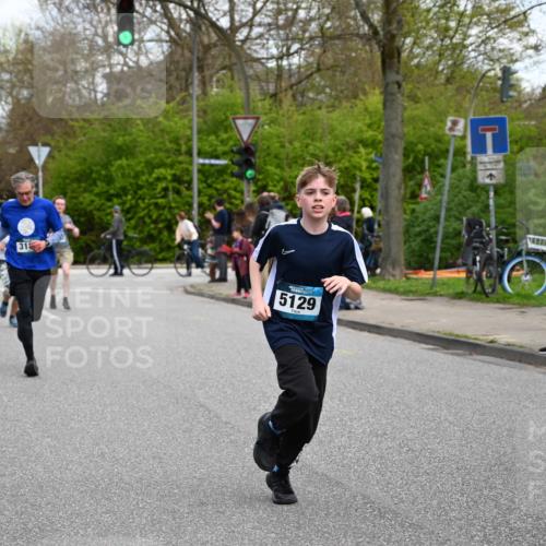 12.04.2026 - 45. Internationalen Wilhelmsburger Insellauf J. Mangold http://msf.ph/oto/9509433 12.04.2026 12:57:29 Ziel 5801, 4097, 5744, 4524, 4259, 5791, 5696, 4740, 4599, 5062, 4851, 5172, 4959, 5322, 5129, 3190, 5736, 3189, 5847, 3439, 5232, 5277, 5232, 5277, 3863, 4887, 4938, 3213, 2447, 5211, 4968, 2707, 5169, 5214, 4955 meine-sportfotos.de