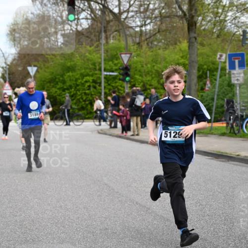 12.04.2026 - 45. Internationalen Wilhelmsburger Insellauf J. Mangold http://msf.ph/oto/9509435 12.04.2026 12:57:29 Ziel 5801, 4097, 5744, 4524, 4259, 5791, 5696, 4740, 4599, 5062, 4851, 5172, 4959, 5322, 5129, 3190, 5736, 3189, 5847, 3439, 5232, 5277, 5232, 5277, 3863, 4887, 4938, 3213, 2447, 5211, 4968, 2707, 5169, 5214, 4955 meine-sportfotos.de