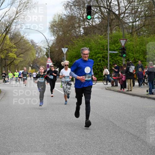 12.04.2026 - 45. Internationalen Wilhelmsburger Insellauf J. Mangold http://msf.ph/oto/9509439 12.04.2026 12:57:30 Ziel 5744, 4524, 4259, 5791, 5696, 4740, 4599, 5062, 4851, 5172, 4959, 5322, 5129, 3190, 5736, 3189, 5847, 3439, 5232, 5277, 3863, 3863, 4887, 4938, 3213, 2447, 5211, 4968, 2707, 5169, 5214, 4955, 3396 meine-sportfotos.de