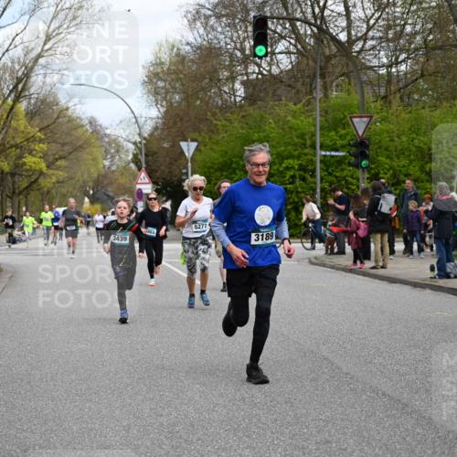 12.04.2026 - 45. Internationalen Wilhelmsburger Insellauf J. Mangold http://msf.ph/oto/9509440 12.04.2026 12:57:30 Ziel 5744, 4524, 4259, 5791, 5696, 4740, 4599, 5062, 4851, 5172, 4959, 5322, 5129, 3190, 5736, 3189, 5847, 3439, 5232, 5277, 3863, 3863, 4887, 4938, 3213, 2447, 5211, 4968, 2707, 5169, 5214, 4955, 3396 meine-sportfotos.de