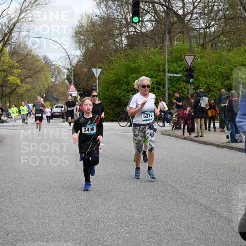 12.04.2026 - 45. Internationalen Wilhelmsburger Insellauf J. Mangold http://msf.ph/oto/9509450 12.04.2026 12:57:31 Ziel 5744, 4524, 4259, 5791, 5696, 4740, 4599, 5062, 4851, 5172, 4959, 5322, 5129, 3190, 5736, 3189, 5847, 3439, 5232, 5277, 3863, 4887, 4887, 4938, 3213, 2447, 5211, 4968, 2707, 5169, 5214, 4955, 3396, 5228, 5689, 2771 meine-sportfotos.de