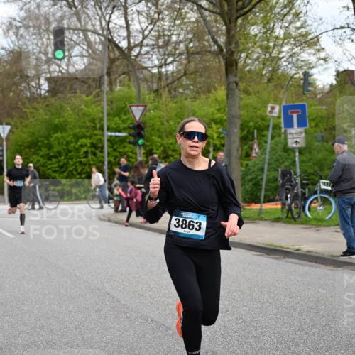 12.04.2026 - 45. Internationalen Wilhelmsburger Insellauf J. Mangold http://msf.ph/oto/9509470 12.04.2026 12:57:35 Ziel 4259, 5791, 5696, 4740, 4599, 5062, 4851, 5172, 4959, 5322, 5129, 3190, 5736, 3189, 5847, 3439, 5232, 5277, 3863, 4887, 4938, 3213, 4938, 3213, 2447, 5211, 4968, 2707, 5169, 5214, 4955, 3396, 5228, 5689, 2771, 5687, 2058, 3152, 4535 meine-sportfotos.de