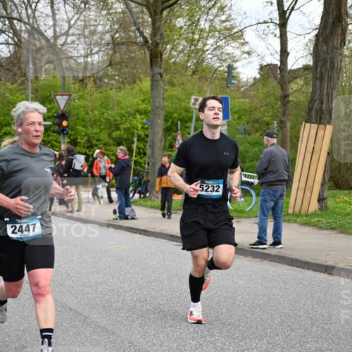 12.04.2026 - 45. Internationalen Wilhelmsburger Insellauf J. Mangold http://msf.ph/oto/9509482 12.04.2026 12:57:39 Ziel 4599, 5062, 4851, 5172, 4959, 5322, 5129, 3190, 5736, 3189, 5847, 3439, 5232, 5277, 3863, 4887, 4938, 3213, 2447, 5211, 4968, 2707, 5169, 5214, 4955, 3396, 5228, 5689, 2771, 5687, 2058, 3152, 4535, 5260, 2493, 2550, 3479 meine-sportfotos.de