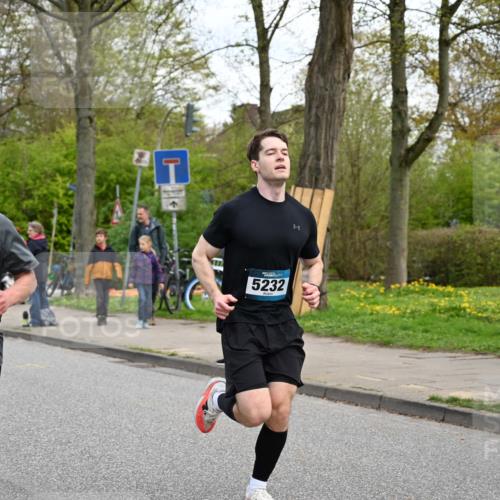 12.04.2026 - 45. Internationalen Wilhelmsburger Insellauf J. Mangold http://msf.ph/oto/9509486 12.04.2026 12:57:39 Ziel 4599, 5062, 4851, 5172, 4959, 5322, 5129, 3190, 5736, 3189, 5847, 3439, 5232, 5277, 3863, 4887, 4938, 3213, 2447, 5211, 4968, 2707, 5169, 5214, 4955, 3396, 5228, 5689, 2771, 5687, 2058, 3152, 4535, 5260, 2493, 2550, 3479 meine-sportfotos.de