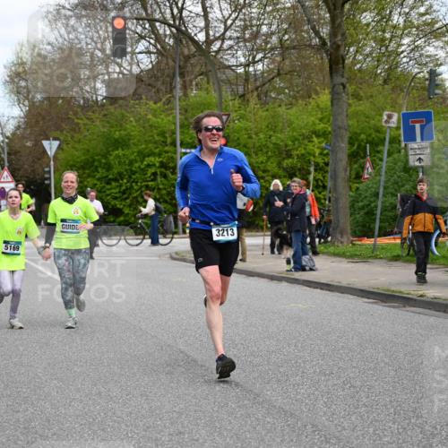 12.04.2026 - 45. Internationalen Wilhelmsburger Insellauf J. Mangold http://msf.ph/oto/9509516 12.04.2026 12:57:43 Ziel 5322, 5129, 3190, 5736, 3189, 5847, 3439, 5232, 5277, 3863, 4887, 4938, 3213, 2447, 5211, 4968, 2707, 5169, 5214, 4955, 3396, 5228, 5689, 2771, 5228, 5689, 2771, 5687, 2058, 3152, 4535, 5260, 2493, 2550, 3479 meine-sportfotos.de