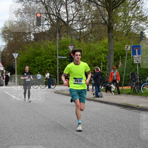 12.04.2026 - 45. Internationalen Wilhelmsburger Insellauf J. Mangold http://msf.ph/oto/9509554 12.04.2026 12:57:48 Ziel 5129, 3190, 5736, 3189, 5847, 3439, 5232, 5277, 3863, 4887, 4938, 3213, 2447, 5211, 4968, 2707, 5169, 5214, 4955, 3396, 5228, 5689, 2771, 5687, 2058, 3152, 4535, 5260, 2493, 5260, 2493, 2550, 3479, 4873 meine-sportfotos.de