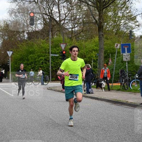 12.04.2026 - 45. Internationalen Wilhelmsburger Insellauf J. Mangold http://msf.ph/oto/9509555 12.04.2026 12:57:48 Ziel 5129, 3190, 5736, 3189, 5847, 3439, 5232, 5277, 3863, 4887, 4938, 3213, 2447, 5211, 4968, 2707, 5169, 5214, 4955, 3396, 5228, 5689, 2771, 5687, 2058, 3152, 4535, 5260, 2493, 5260, 2493, 2550, 3479, 4873 meine-sportfotos.de