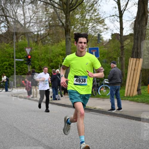 12.04.2026 - 45. Internationalen Wilhelmsburger Insellauf J. Mangold http://msf.ph/oto/9509561 12.04.2026 12:57:48 Ziel 5129, 3190, 5736, 3189, 5847, 3439, 5232, 5277, 3863, 4887, 4938, 3213, 2447, 5211, 4968, 2707, 5169, 5214, 4955, 3396, 5228, 5689, 2771, 5687, 2058, 3152, 4535, 5260, 2493, 5260, 2493, 2550, 3479, 4873 meine-sportfotos.de