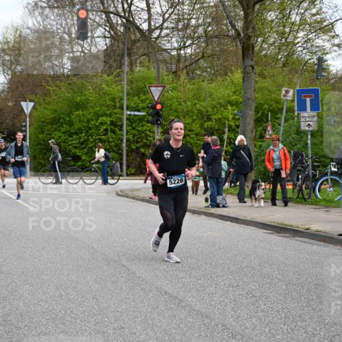 12.04.2026 - 45. Internationalen Wilhelmsburger Insellauf J. Mangold http://msf.ph/oto/9509571 12.04.2026 12:57:51 Ziel 5736, 3189, 5847, 3439, 5232, 5277, 3863, 4887, 4938, 3213, 2447, 5211, 4968, 2707, 5169, 5214, 4955, 3396, 5228, 5689, 2771, 5687, 2058, 3152, 4535, 5260, 2493, 2550, 3479, 4873 meine-sportfotos.de