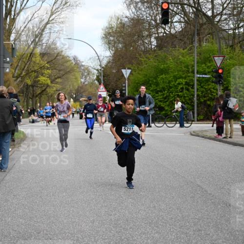 12.04.2026 - 45. Internationalen Wilhelmsburger Insellauf J. Mangold http://msf.ph/oto/9509576 12.04.2026 12:57:52 Ziel 5847, 3439, 5232, 5277, 3863, 4887, 4938, 3213, 2447, 5211, 4968, 2707, 5169, 5214, 4955, 4955, 3396, 5228, 5689, 2771, 5687, 2058, 3152, 4535, 5260, 2493, 2550, 3479, 4873, 4344, 3889 meine-sportfotos.de