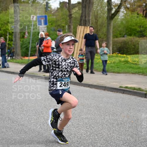 12.04.2026 - 45. Internationalen Wilhelmsburger Insellauf J. Mangold http://msf.ph/oto/9509664 12.04.2026 12:58:09 Ziel 5211, 4968, 2707, 5169, 5214, 4955, 3396, 5228, 5689, 2771, 5687, 2058, 3152, 4535, 5260, 2493, 2550, 3479, 4873, 4344, 3889, 3309, 5613, 3525, 5422, 3088, 3255, 5174 meine-sportfotos.de