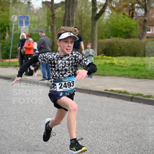 12.04.2026 - 45. Internationalen Wilhelmsburger Insellauf J. Mangold http://msf.ph/oto/9509665 12.04.2026 12:58:09 Ziel 5211, 4968, 2707, 5169, 5214, 4955, 3396, 5228, 5689, 2771, 5687, 2058, 3152, 4535, 5260, 2493, 2550, 3479, 4873, 4344, 3889, 3309, 5613, 3525, 5422, 3088, 3255, 5174 meine-sportfotos.de
