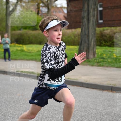 12.04.2026 - 45. Internationalen Wilhelmsburger Insellauf J. Mangold http://msf.ph/oto/9509668 12.04.2026 12:58:09 Ziel 5211, 4968, 2707, 5169, 5214, 4955, 3396, 5228, 5689, 2771, 5687, 2058, 3152, 4535, 5260, 2493, 2550, 3479, 4873, 4344, 3889, 3309, 5613, 3525, 5422, 3088, 3255, 5174 meine-sportfotos.de