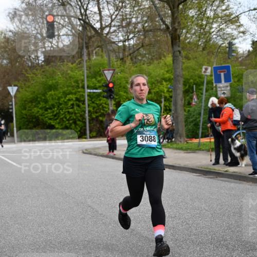 12.04.2026 - 45. Internationalen Wilhelmsburger Insellauf J. Mangold http://msf.ph/oto/9509746 12.04.2026 12:58:26 Ziel 2550, 3479, 4873, 4344, 3889, 3309, 5613, 3525, 5422, 3088, 3255, 5174, 5846, 3286, 3623, 4822, 2015, 3926, 3728, 4023, 2009, 4875, 5276 meine-sportfotos.de