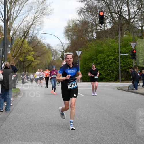 12.04.2026 - 45. Internationalen Wilhelmsburger Insellauf J. Mangold http://msf.ph/oto/9509794 12.04.2026 12:58:41 Ziel 4344, 3889, 3309, 5613, 3525, 5422, 3088, 3255, 5174, 5846, 3286, 3623, 4822, 2015, 3926, 3728, 4023, 2009, 4875, 5276, 3017, 5111, 5124, 5644, 5111, 5124, 5644, 5718, 2082, 4741, 5191, 4287, 5219, 2068, 3246, 4035, 5244, 4128, 4565, 5079, 4395 meine-sportfotos.de