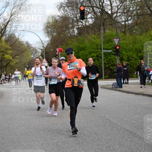 12.04.2026 - 45. Internationalen Wilhelmsburger Insellauf J. Mangold http://msf.ph/oto/9509862 12.04.2026 12:58:50 Ziel 3255, 5174, 5846, 3286, 3623, 4822, 2015, 3926, 3728, 4023, 2009, 4875, 5276, 5276, 3017, 5111, 5124, 5644, 5718, 2082, 4741, 5191, 4287, 5219, 2068, 3246, 4035, 5244, 4128, 4565, 4565, 5079, 4395, 4187, 5067, 2069, 4761, 5179, 3192, 5635, 4917 meine-sportfotos.de