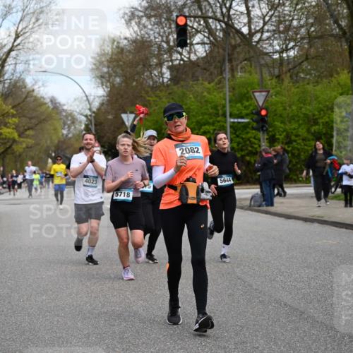 12.04.2026 - 45. Internationalen Wilhelmsburger Insellauf J. Mangold http://msf.ph/oto/9509866 12.04.2026 12:58:50 Ziel 3255, 5174, 5846, 3286, 3623, 4822, 2015, 3926, 3728, 4023, 2009, 4875, 5276, 5276, 3017, 5111, 5124, 5644, 5718, 2082, 4741, 5191, 4287, 5219, 2068, 3246, 4035, 5244, 4128, 4565, 4565, 5079, 4395, 4187, 5067, 2069, 4761, 5179, 3192, 5635, 4917 meine-sportfotos.de