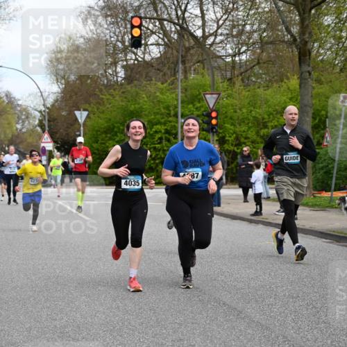 12.04.2026 - 45. Internationalen Wilhelmsburger Insellauf J. Mangold http://msf.ph/oto/9509903 12.04.2026 12:58:56 Ziel 5174, 5846, 3286, 3623, 4822, 2015, 3926, 3728, 4023, 2009, 4875, 5276, 3017, 5111, 5124, 5644, 5718, 2082, 4741, 5191, 4287, 4287, 5219, 2068, 3246, 4035, 5244, 4128, 4565, 5079, 4395, 4187, 5067, 2069, 4761, 5179, 3192, 5635, 4917, 4171, 4170, 5011, 4781 meine-sportfotos.de