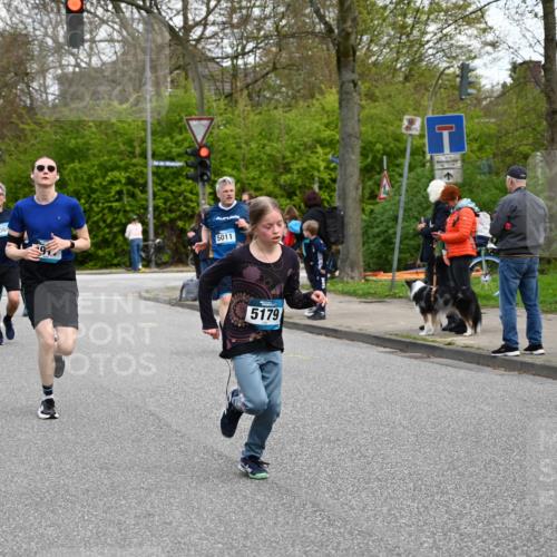 12.04.2026 - 45. Internationalen Wilhelmsburger Insellauf J. Mangold http://msf.ph/oto/9510010 12.04.2026 12:59:14 Ziel 5276, 3017, 5111, 5124, 5644, 5718, 2082, 4741, 5191, 4287, 5219, 2068, 3246, 4035, 5244, 4128, 4565, 5079, 4395, 4187, 5067, 2069, 4761, 5179, 3192, 5635, 4917, 5635, 4917, 4171, 4170, 5011, 4781, 4872, 4581, 5338, 5339, 2006, 4096, 5081, 2006, 4096, 5081, 4623, 4620, 3999, 5183, 5863, 5550, 5074 meine-sportfotos.de