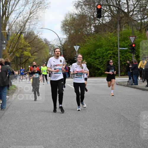 12.04.2026 - 45. Internationalen Wilhelmsburger Insellauf J. Mangold http://msf.ph/oto/9510084 12.04.2026 12:59:26 Ziel 4565, 5079, 4395, 4187, 5067, 2069, 4761, 5179, 3192, 5635, 4917, 4171, 4170, 5011, 4781, 4872, 4581, 5338, 5339, 2006, 4096, 5081, 2006, 4096, 5081, 4623, 4620, 3999, 5183, 5863, 5550, 5074, 5074, 5467, 3972, 2984, 2063, 2735, 5657, 4782, 2117, 2683 meine-sportfotos.de