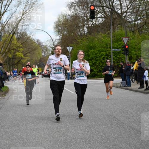 12.04.2026 - 45. Internationalen Wilhelmsburger Insellauf J. Mangold http://msf.ph/oto/9510090 12.04.2026 12:59:26 Ziel 4565, 5079, 4395, 4187, 5067, 2069, 4761, 5179, 3192, 5635, 4917, 4171, 4170, 5011, 4781, 4872, 4581, 5338, 5339, 2006, 4096, 5081, 2006, 4096, 5081, 4623, 4620, 3999, 5183, 5863, 5550, 5074, 5074, 5467, 3972, 2984, 2063, 2735, 5657, 4782, 2117, 2683 meine-sportfotos.de