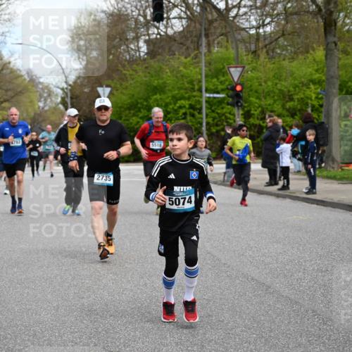 12.04.2026 - 45. Internationalen Wilhelmsburger Insellauf J. Mangold http://msf.ph/oto/9510139 12.04.2026 12:59:38 Ziel 5179, 3192, 5635, 4917, 4171, 4170, 5011, 4781, 4872, 4581, 5338, 5339, 2006, 4096, 5081, 4623, 4620, 3999, 5183, 5863, 5550, 5074, 5074, 5467, 3972, 2984, 2063, 2735, 5657, 4782, 2117, 2683, 2683, 4983, 3403, 4530, 5107, 5120, 2291, 5104, 5670, 5145, 5669, 3212, 3167, 3318, 3314, 3165, 4698, 4962, 5798 meine-sportfotos.de