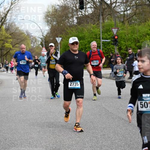 12.04.2026 - 45. Internationalen Wilhelmsburger Insellauf J. Mangold http://msf.ph/oto/9510147 12.04.2026 12:59:39 Ziel 5635, 4917, 4171, 4170, 5011, 4781, 4872, 4581, 5338, 5339, 2006, 4096, 5081, 4623, 4620, 3999, 5183, 5863, 5550, 5074, 5467, 5467, 3972, 2984, 2063, 2735, 5657, 4782, 2117, 2683, 4983, 3403, 4983, 3403, 4530, 5107, 5120, 2291, 5104, 5670, 5145, 5669, 3212, 3167, 3318, 3314, 3165, 4698, 4962, 5798 meine-sportfotos.de