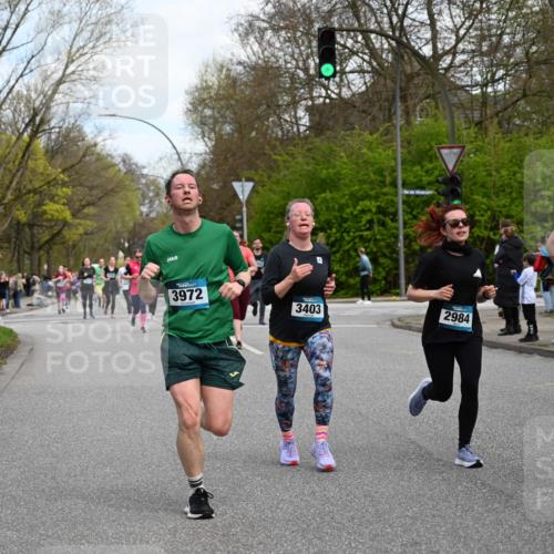 12.04.2026 - 45. Internationalen Wilhelmsburger Insellauf J. Mangold http://msf.ph/oto/9510178 12.04.2026 12:59:45 Ziel 4781, 4872, 4581, 5338, 5339, 2006, 4096, 5081, 4623, 4620, 3999, 5183, 5863, 5550, 5074, 5467, 3972, 2984, 2063, 2735, 2735, 5657, 4782, 2117, 2683, 4983, 3403, 4530, 5107, 5120, 2291, 5104, 5670, 5145, 5669, 3212, 3167, 3318, 3314, 3165, 4698, 4962, 5798, 4074, 5828, 5610, 5083 meine-sportfotos.de