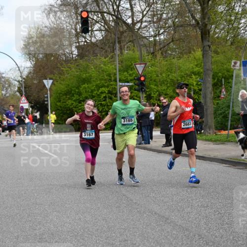 12.04.2026 - 45. Internationalen Wilhelmsburger Insellauf J. Mangold http://msf.ph/oto/9510238 12.04.2026 12:59:58 Ziel 3999, 5183, 5863, 5550, 5074, 5467, 3972, 2984, 2063, 2735, 5657, 4782, 2117, 2683, 4983, 3403, 4530, 5107, 5120, 2291, 5104, 5670, 5145, 5669, 3212, 3167, 3318, 3314, 3165, 3165, 4698, 4962, 5798, 4074, 5828, 5610, 5083, 4410, 4410, 3378 meine-sportfotos.de